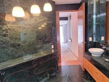 CASA EN VENTA CON GRAN UBICACIÓN EN JARDINES DE LA MONTAÑA, TLALPAN!!