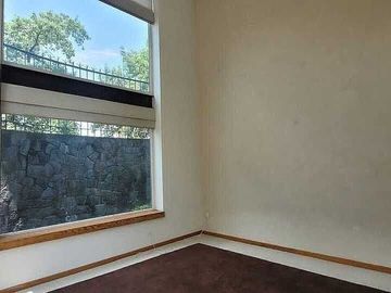 CASA EN VENTA CON GRAN UBICACIÓN EN JARDINES DE LA MONTAÑA, TLALPAN!!