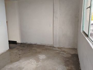 SE VENDE TERRENO  CON CONSTRUCCION, CERCA DE SAN CRISTOBAL CENTRO