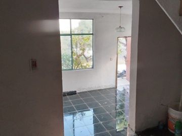 SE VENDE TERRENO  CON CONSTRUCCION, CERCA DE SAN CRISTOBAL CENTRO
