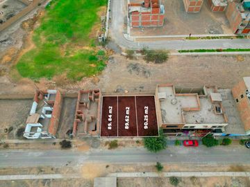 Terreno de 90 m2 en vente frente al parque en urb. Sol de Carabayllo