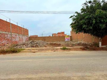 Terreno de 90 m2 en vente frente al parque en urb. Sol de Carabayllo