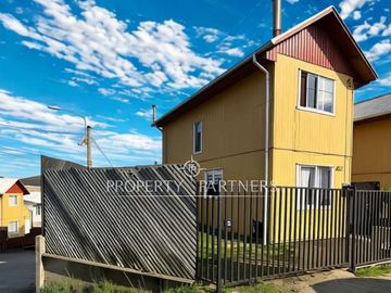 CASA DE ESQUINA  EN PANGUIPULLI |  VILLA MIRADOR DEL LAGO
