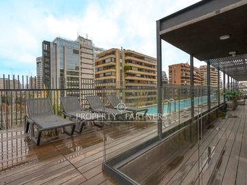 OPORTUNIDAD! BAJO PRECIO DE VALORIZACIÓN!! Departamento de doble altura, CASI NUEVO!
