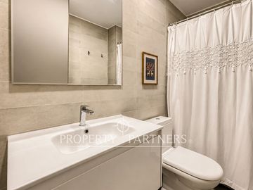 OPORTUNIDAD! BAJO PRECIO DE VALORIZACIÓN!! Departamento de doble altura, CASI NUEVO!