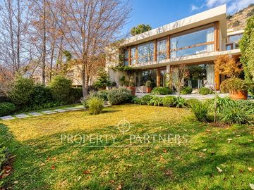 Preciosa casa  Mediterránea, con gran conectividad Manaquehue Oriente
