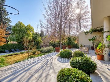 Preciosa casa  Mediterránea, con gran conectividad Manaquehue Oriente