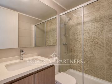 Venta departamento con vista despejada junto a Plaza Egaña, en Ñuñoa