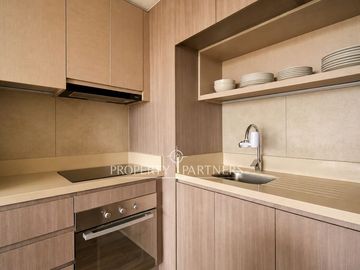 Venta departamento con vista despejada junto a Plaza Egaña, en Ñuñoa