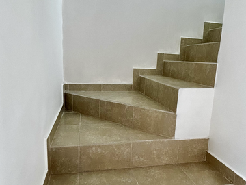 Casa Equipada y Smart en Venta – Villas de Montecasino, Jesús María (Menos de $1.4M)