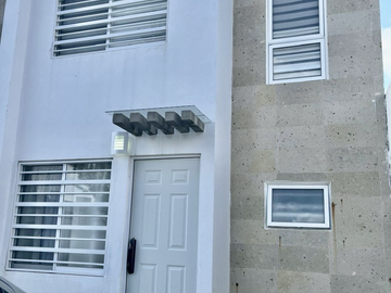 Casa Equipada y Smart en Venta – Villas de Montecasino, Jesús María (Menos de $1.4M)
