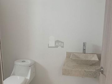 Casa en Renta en Fracc. Portugal Capellanía León, Gto, atras de Mayorazgo