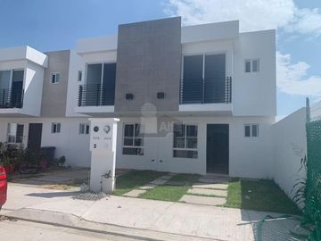 Casa en Renta en Fracc. Portugal Capellanía León, Gto, atras de Mayorazgo