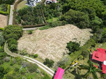 LOTE EN VENTA EN SECTOR TRIBUNAS/PEREIRA
