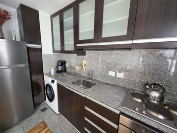 Departamento de 3 ambientes amoblados con balcon y lavarropas en belgrano en alquiler