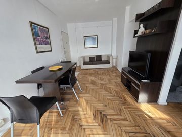 Departamento de 3 ambientes amoblados con balcon y lavarropas en belgrano en alquiler