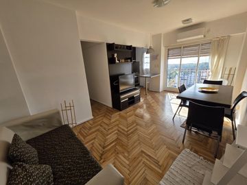 Departamento de 3 ambientes amoblados con balcon y lavarropas en belgrano en alquiler