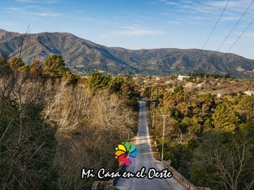 Terreno en Huerta Grande de 840 m² con Vista a las Sierras | Financiación Disponible