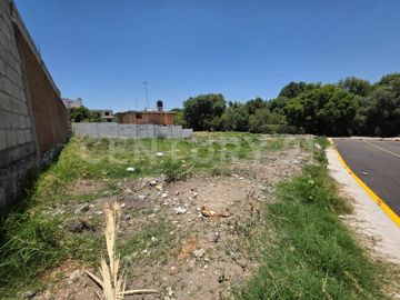 Terreno de oportunidad en venta 910 m2 ubicación zona Zavaleta