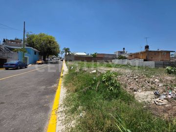 Terreno de oportunidad en venta 910 m2 ubicación zona Zavaleta