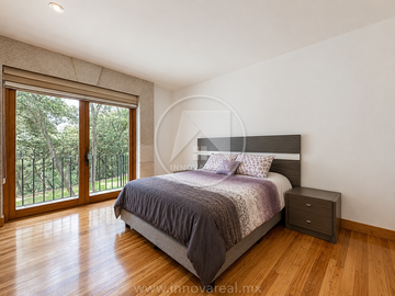 Villa Antigua en Zona Esmeralda