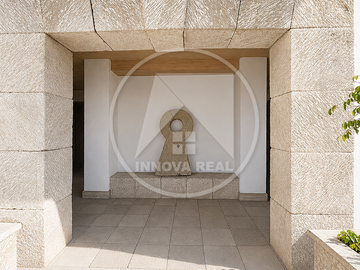 Villa Antigua en Zona Esmeralda