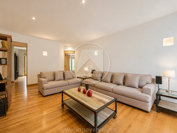 Villa Antigua en Zona Esmeralda
