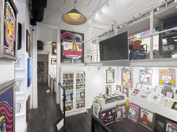 Local  / Oficina en Alquiler - Palermo Hollywood -  Gran espacio  con Terraza  apto varios usos
