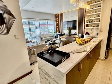 Venta de departamento en Grand Tower del Valle