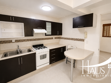 Depto en Venta, en Colonia Moderna
