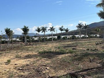 Terrenos Laguna de Chapala en fraccionamiento privado 170m2 en $1,020,000