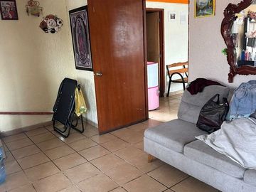 Vendo amplia casa en esquina. Col. Lomas de Atemajac 		$6,370,000