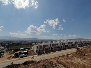 Terreno 165m2 Zimalta dentro de coto Tlaquepaque en $1,860,000