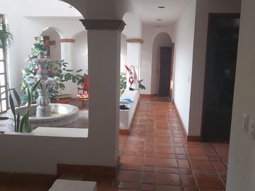 CASA VENTA LOMAS SANTA ANITA TLAJOMULCO $23,000,000