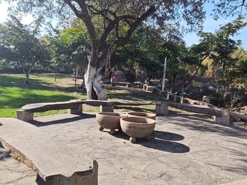 Terrenos Laguna de Chapala en fraccionamiento privado 270m2 en $1,620,000