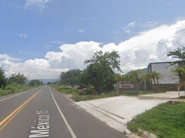 Terrenos Laguna de Chapala en fraccionamiento privado 190m2 en $1,140,000