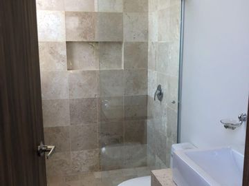 Casa en Venta Bosques Vallarta.		$6,300,000