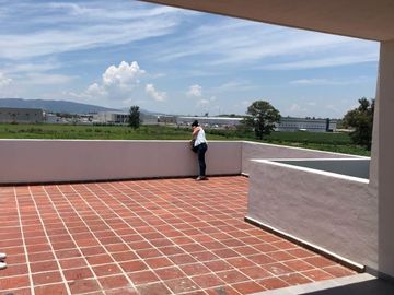 Casa en Venta Bosques Vallarta.		$6,300,000
