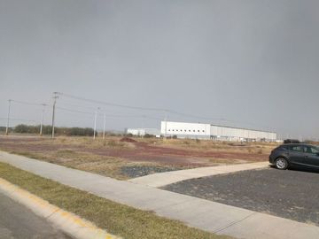 Terreno dentro parque Industrial 50,000m2 Precio $3,750,000 USD