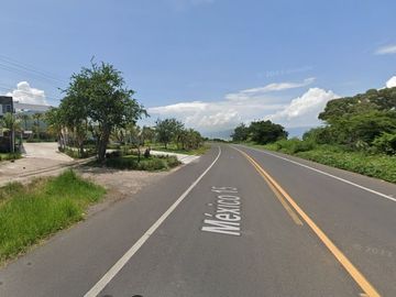 Terrenos Laguna de Chapala en fraccionamiento privado 350m2 en $2,100,000