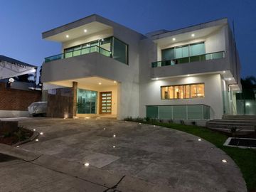 Casa En Venta En Puerta De Hierro, Zapopan, Jalisco