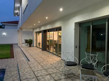 Casa En Venta En Puerta De Hierro, Zapopan, Jalisco