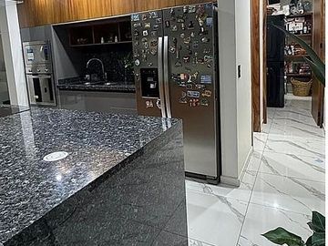 Casa en venta en Bosques Vallarta		$11,500,000
