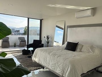 Casa en venta en Bosques Vallarta		$11,500,000