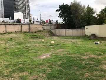Excelente Terreno en Venta en Puerta de Hierro.                $31,605,000