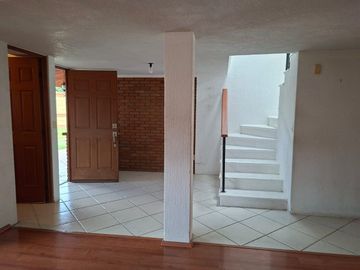 Casa en Renta en La Loma 1