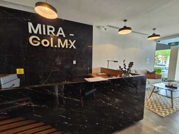 OFICINA EN EDIFICIO CORPORATIVO EN COLONIA MEXICO CON ACCESO PRIVADO A TERRAZA