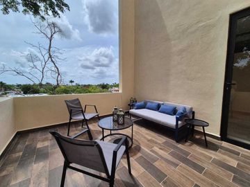 OFICINA EN EDIFICIO CORPORATIVO EN COLONIA MEXICO CON ACCESO PRIVADO A TERRAZA