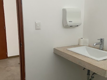 OFICINAS EN RENTA SOBRE AVE. EL LIBANO COL. MEXICO