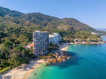Estudio amueblado en venta cerca de Playas Gemelas PV